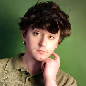 Jo Michael Rezes Headshot